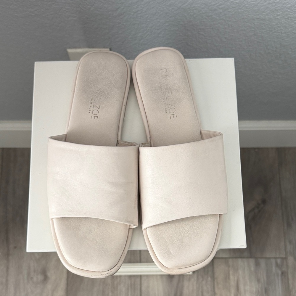 Rachel Zoe Women's Cream Slide Sandals